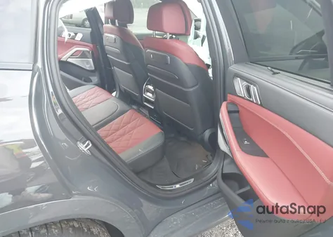 2026 BMW X6 M60I z USA, uszkodzony, nr VIN 5UX43EX01T9215428